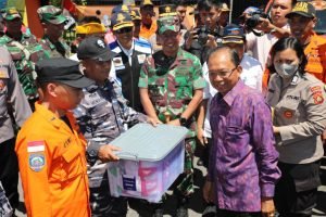 Mulai Dipadati Pemudik ,Kapolda Bali Cek Pelabuhan Gilimanuk 4 IMG 20230419 WA0142