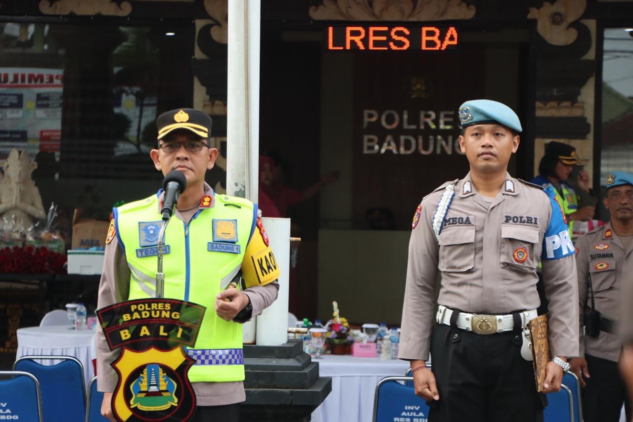 Kapolres Badung Pimpin Apel Kesiapan Pengamanan Malam Takbiran Dan Sholat Ied 16 IMG 20230421 WA0320