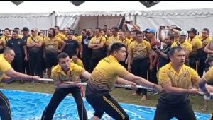 Meriahkan Hari Bhayangkara ke-77 Polres Bandara Ngurah Rai Ikuti Lomba Tarik Tambang dan Panjat Pinang 3 IMG 20230701 WA0104