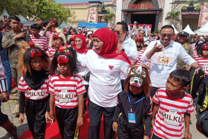 Puncak Hari Anak Nasional 2023, Gubernur Khofifah Terima Surat Cinta Anak Jawa Timur 14 Screenshot 20230730 121328