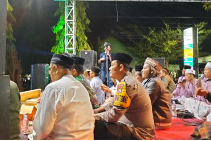 Personel Polsek Nganjuk Kota Amankan Giat Bogo Bersholawat 12 Screenshot 20230730 125922