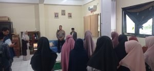 Kapolsek Kerambitan Beri Ceramah Kamtibmas Saat In House Training IV Pondok Pesantren Bali Bina Insani 2 IMG 20230803 WA0097