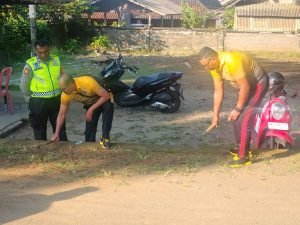 Personil Polsek Marga Kerja Bakti Bersama Instansi Terkait Di TPB Margarana 3 IMG 20230804 WA0025
