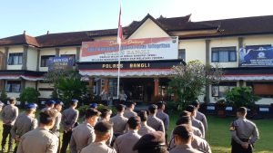 Waka Polres Bangli evaluasi pelaksanaan tugas saat pimpin apel Jampim 2 IMG 20230807 WA0014