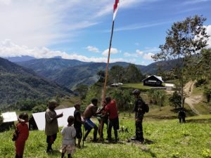 Datangi Kampung Moulo, Satgas Yonif RK 115/ML Beri Bantuan kepada Masyarakat 1 IMG 20230808 WA0053