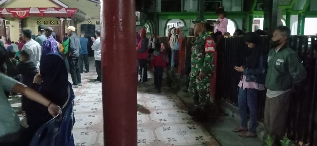 Babinsa Koramil 1607-12/Moyo hilir Jaga Keamanan pembukaan Festival di Desa Sebewe kecamatan ,Moyo Utara Kabupaten Sumbawa 2 IMG 20230814 WA0003