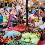 Kunjungi Pasar Parungkuda, Presiden Jokowi Tinjau Harga Kebutuhan Pokok 2 Screenshot 20230804 144053
