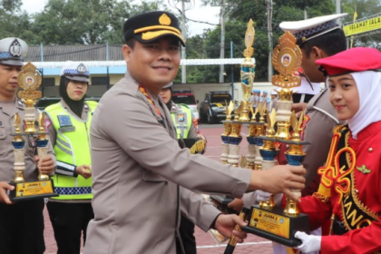 Serahkan Trofi Pemenang Lomba Pocil, Kapolres Trenggalek: Teruslah Berprestasi 4 Screenshot 20230807 150401
