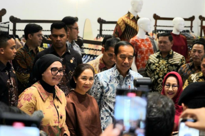 Panglima TNI Dan Ketum Dharma Pertiwi Hadiri GBN 2023 6 image 1