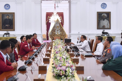 Presiden Jokowi Terima PP Hima Persis di Istana Merdeka 12 image