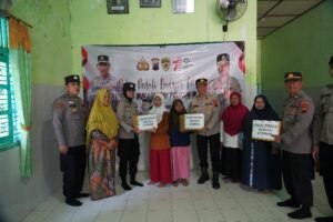Polri Peduli Budaya Literasi, Polres Batang Distribusikan Buku Gratis 2 IMG 20230907 WA0091
