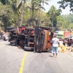 Tiga Truk Mogok Di Tanjakan Samsam, Polisi Terapkan Sistem Buka 2 IMG 20231021 WA0233