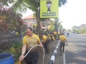 Sabtu Bersih Dan Sehat Ini Yang Dilakukan Polsek Mengwi 1 IMG 20231104 WA0061