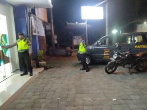 Blue Light Patrol Polsek Abiansemal Sambangi Bank Mandiri 1 IMG 20231106 WA0039