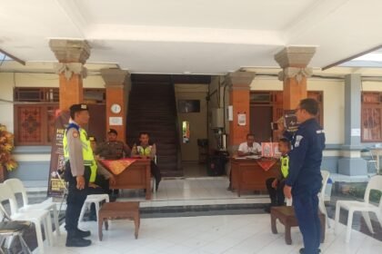 Kasatgas Humas OMB Agung 2023 Melakukan peliputan di kantor KPU Badung 2 IMG 20231106 WA0104