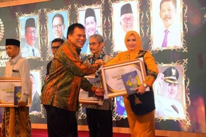 Bupati Pekalongan, Fadia Arafiq, SE, MM sebagai salah satu Tokoh Inspiratif Jateng 2023