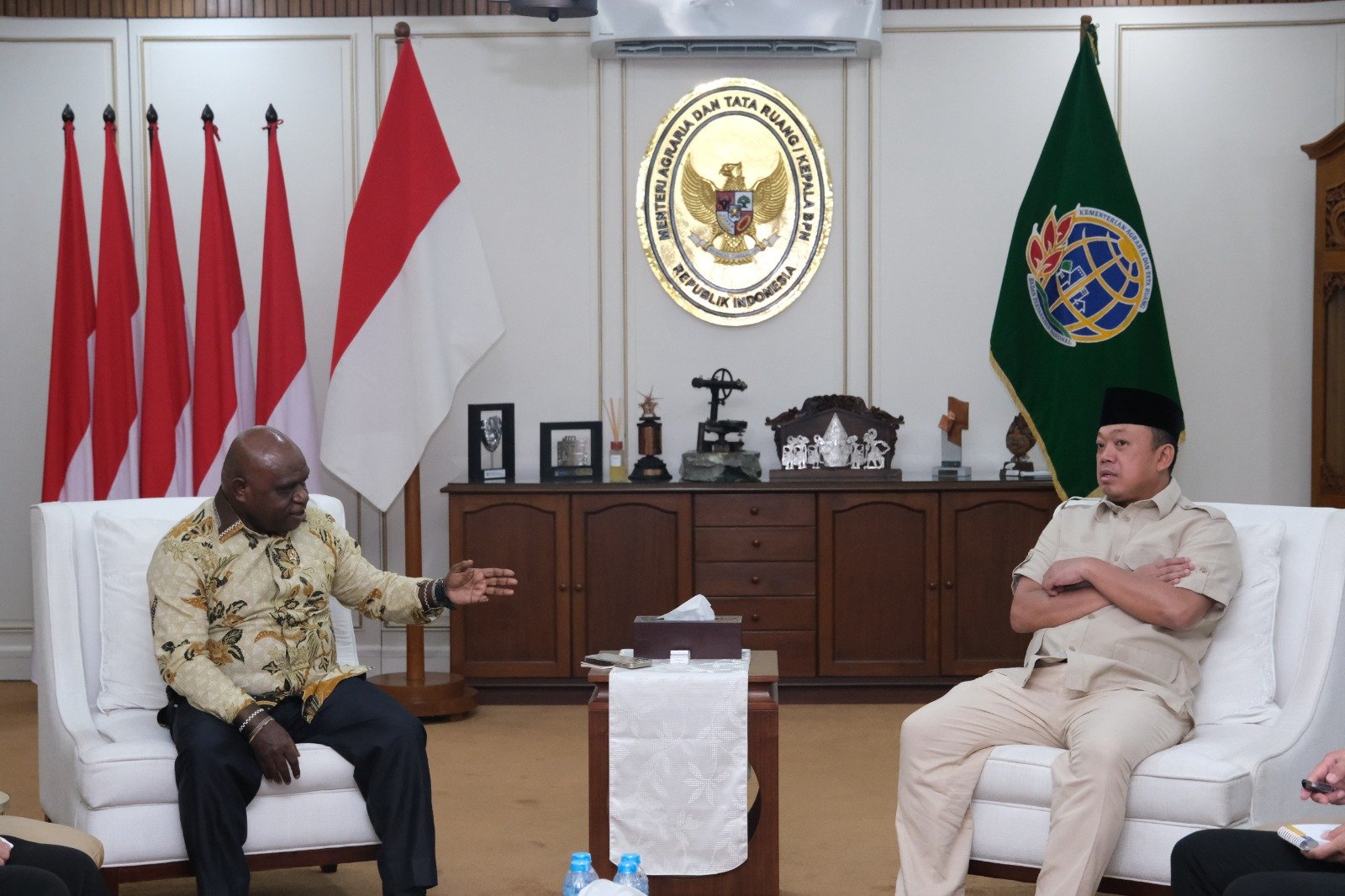 Koordinasi Kementerian ATR/BPN dengan Kementerian HAM, Bahas Legalisasi Tanah yang Memiliki Dampak Terhadap HAM 1 WhatsApp Image 2025 01 20 at 09.05.51