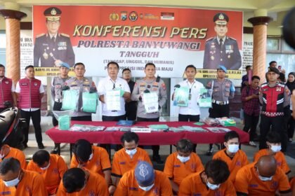*Polresta Banyuwangi Ungkap 16 Kasus Narkoba Selama Mei 2025, Hampir 2 Kilogram Sabu Disita.* 2 IMG 20250528 WA0172