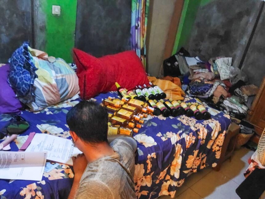 Polresta Cirebon Sita Puluhan Botol Miras Hasil Razia Pekat 1 IMG 20251018 WA0012