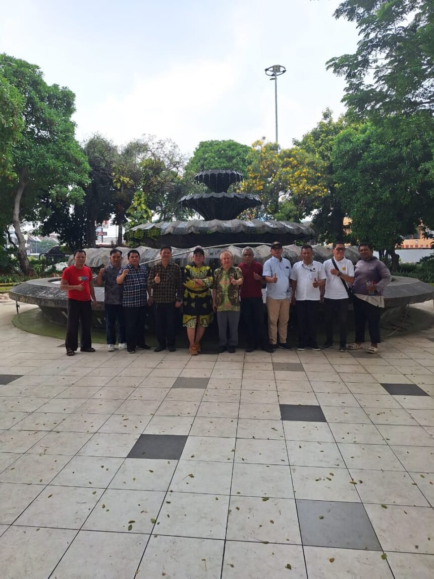 PGLII Bekasi "Turun Gunung": Peninjauan Taman Cut Mutia Awali Rangkaian Aksi Kebersihan! 1 IMG 20251021 WA0035 1