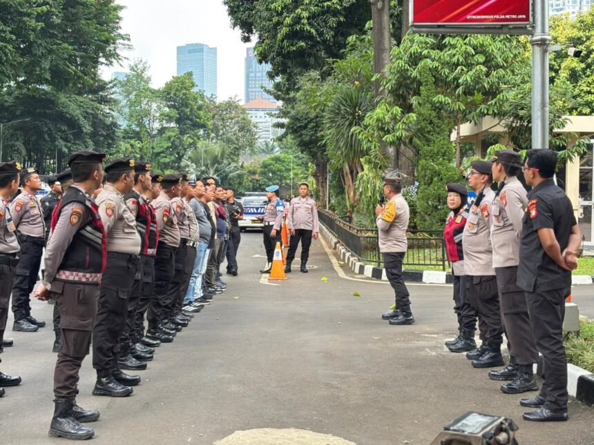 Polda Metro Jaya Kembali Gelar Patroli Gabungan Sore Hari, Fokus Jaga Keamanan Jakarta 1 IMG 20251021 WA0070