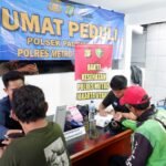 Polsek Pademangan Gelar “Jumat Peduli”, Bagikan 100 Paket Sembako untuk Komunitas Ojek Online 2 IMG 20251024 WA0049