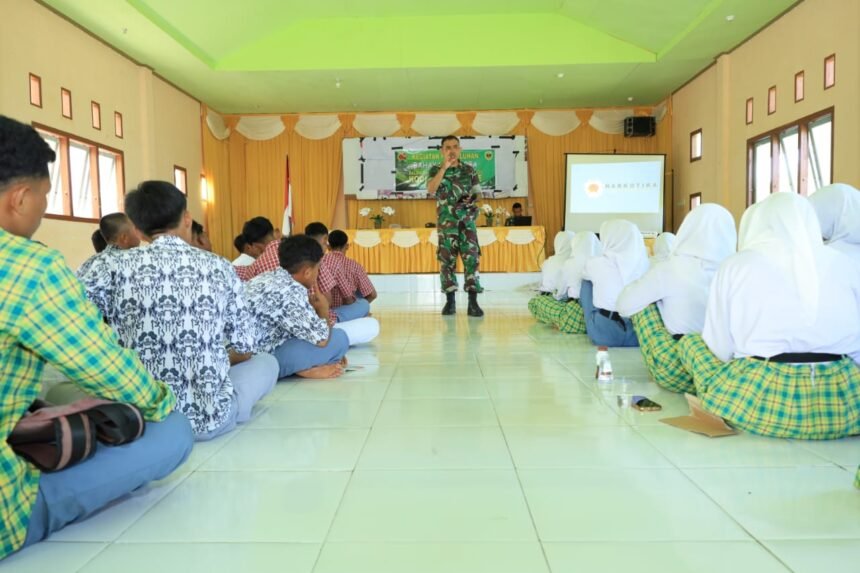 Satgas TMMD ke-126 Kodim 1505/Tidore Berikan Penyuluhan Bahaya Narkoba kepada Pelajar 1 IMG 20251025 WA0012