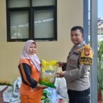 Polsek Kelapa Gading dan Bulog Gelar Gerakan Pangan Murah untuk Warga 2 IMG 20251025 WA0028