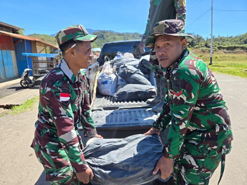 Kodim 1715/Yahukimo Melaksanakan Renovasi Rumah Tidak Layak Huni Dalam Rangka Memperingati HUT Korem 172/PWY Ke-62 1 IMG 20251026 WA0035
