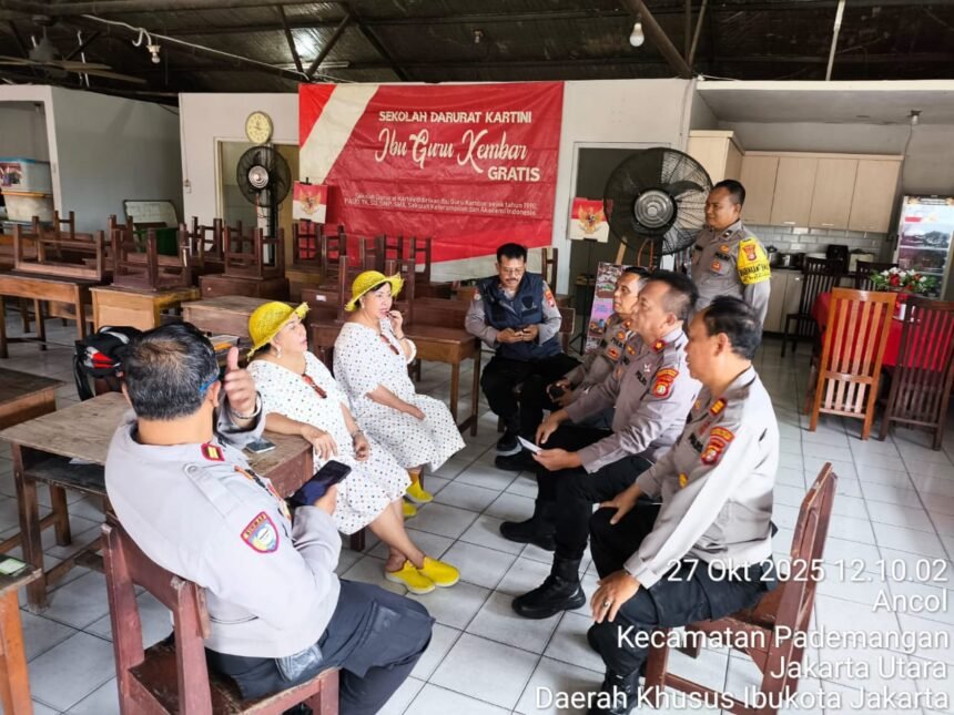 Eratkan Hubungan Polri dan Dunia Pendidikan Polsek Pademangan Gelar Police Go to School di Sekolah Darurat Kartini 1 IMG 20251027 WA0046