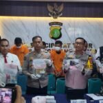 Polsek Ciputat Timur Ungkap Sindikat Pencurian Modus Ganjal ATM, 4 Pelaku Diamankan 3 IMG 20251027 WA0051