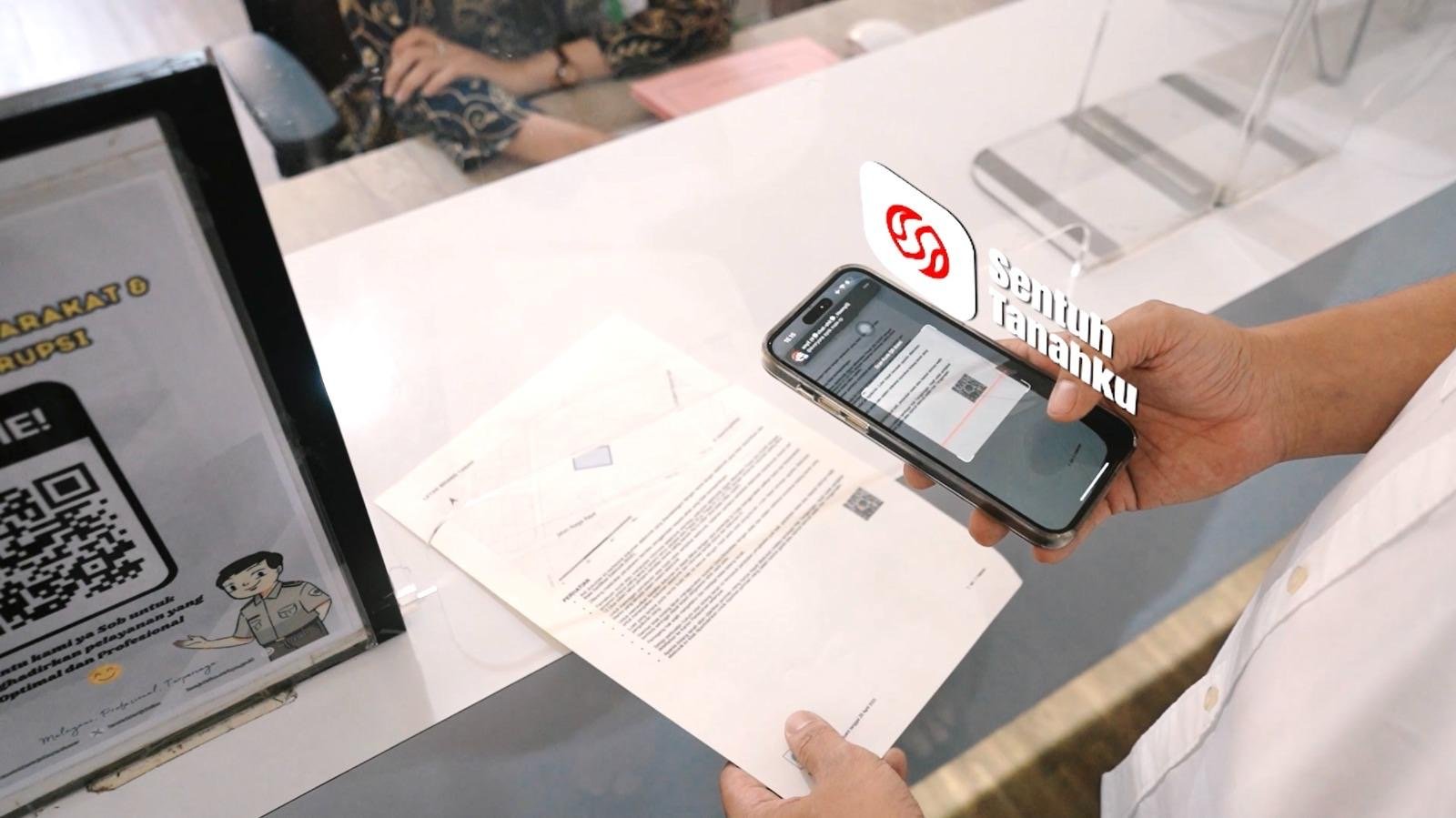 Cek Keabsahan Sertipikat Elektronik Lebih Mudah: Tinggal Scan Barcode 1 WhatsApp Image 2025 12 05 at 08.40.02