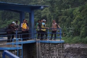 Jembatan Danawarih Rusak Diterjang Arus 2 IMG 20260327 WA0008