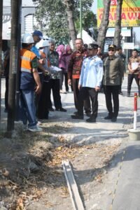*Bupati Tegal Pastikan Pembangunan Jalan Yamansari–Bojong Berjalan Sesuai Target* 4 IMG 20260717 WA0002