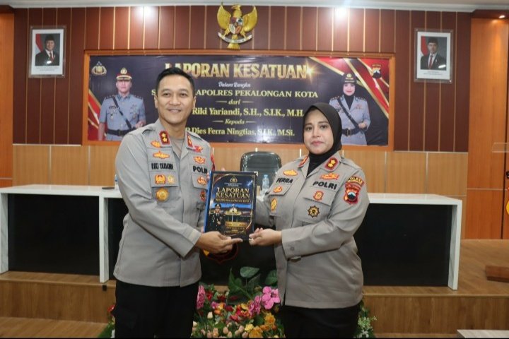 AKBP Dies Ferra Ningtias Gantikan AKBP Riki Yariandi sebagai Kapolres Pekalongan Kota 2 Screenshot 20260729 211152