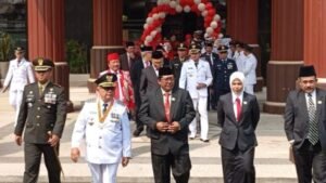 Ketua DPRD Blitar Bacakan Teks Proklamasi, Serukan Kemerdekaan yang Berpihak pada Rakyat 2 Screenshot 20260818 141056