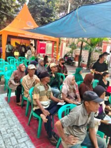 Hari Pertama Pendistribusian Bantuan Pangan Beras Bulog kepada Warga Kelurahan Warakas Kecamatan Tanjung Priok Jakarta Utara 2 IMG 20260919 WA0319