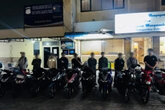 polisi mengamankan 10 sepeda motor di wilayah malaka jaya kecamatan duren sawit dok istimewa 1791083185303 169